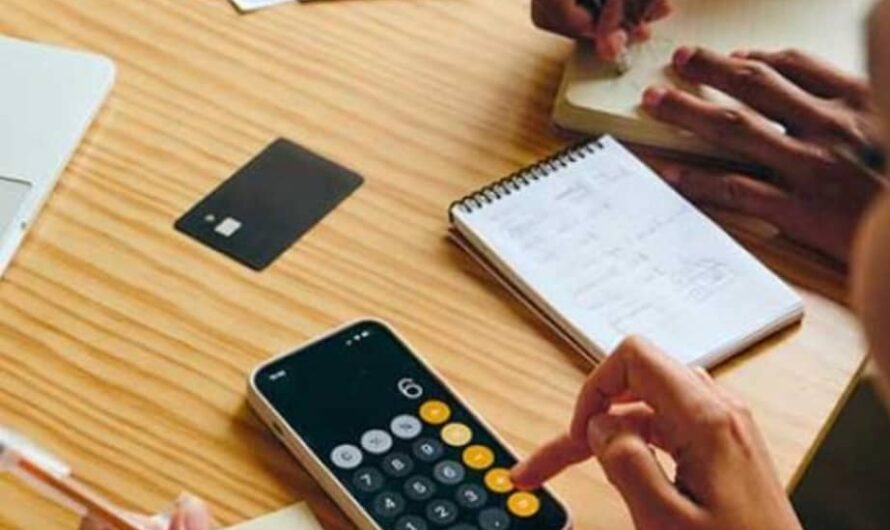 How Students Can Save Money and Still Enjoy College Life